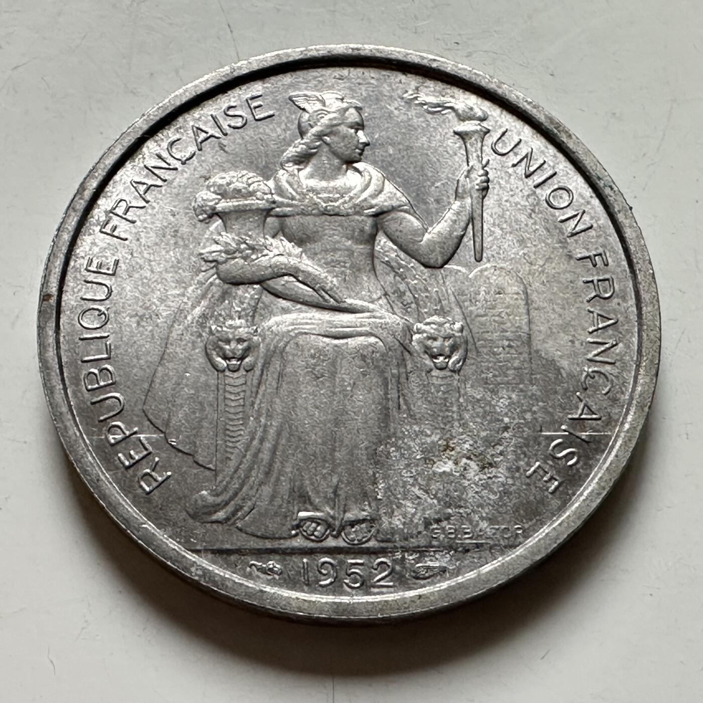 🌹外币初藏🌹🐯2026年第40场   每周二四六晚8️⃣点 世界钱币 法属大洋洲 1952年 5法郎