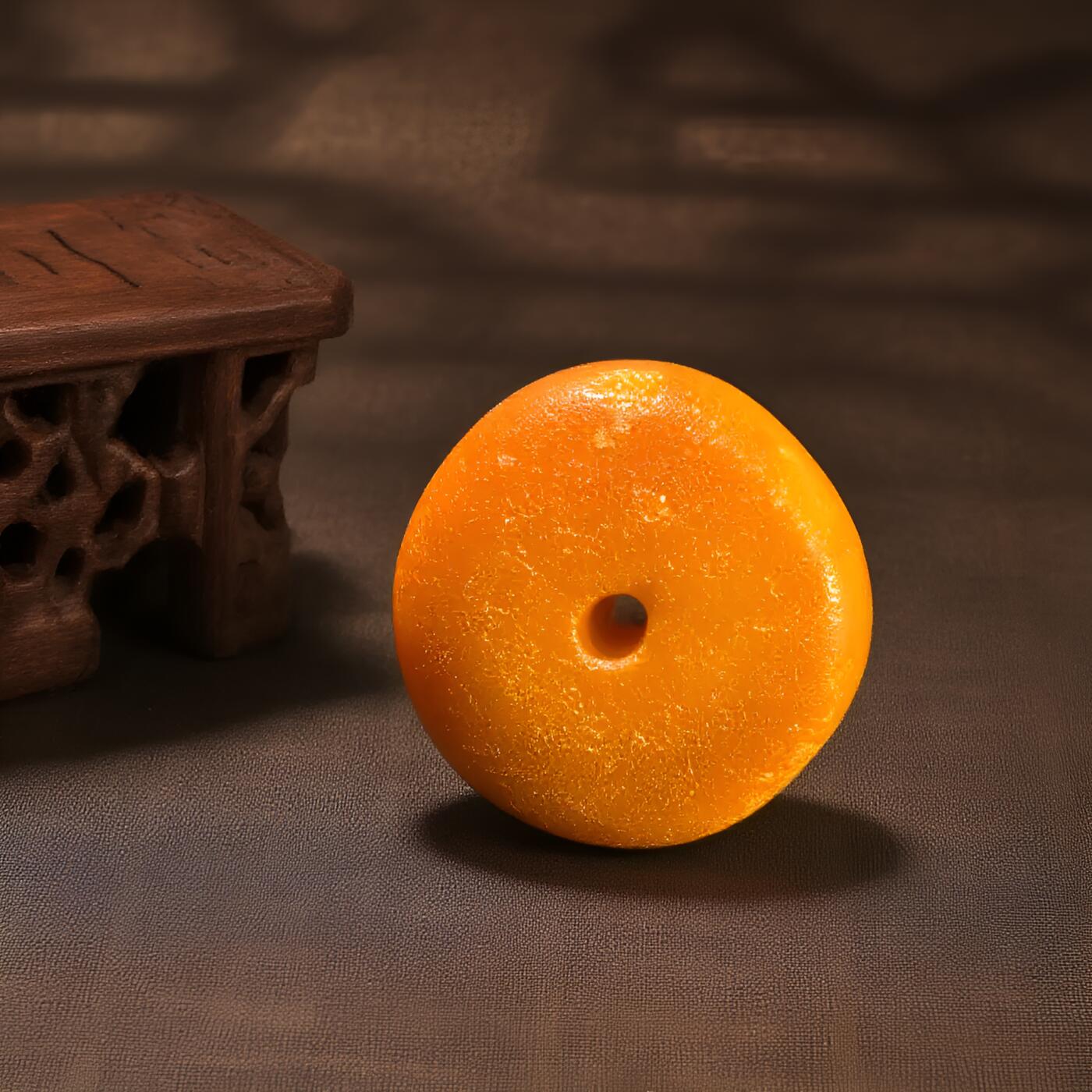 碧月说宝 君子怀瑾·当代和田玉清风专场(八) 西亚古董老蜜蜡饼子