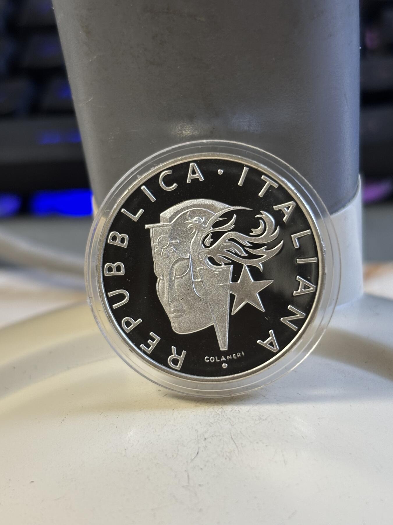 第197期拍卖 意大利1988年第24届汉城奥运会精制纪念银币原包装，835银，