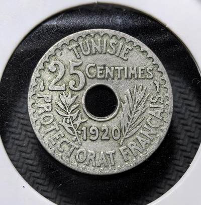 外国优质老铜币纪念币银币专场，周六晚上九点倒数截拍，满百包邮，周日发货,可寄存半年，喜欢朋友微信扫描二维码可直接参拍 - 法属突尼斯保护国1920 年25 分，正面为法语殖民铭文，背面铸阿拉伯文面值，是法国殖民北非时期的流通币，见证殖民史与阿拉伯文化融合