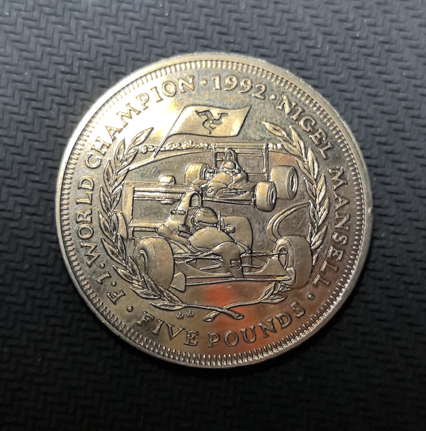 外国优质老铜币纪念币银币专场，周六晚上九点倒数截拍，满百包邮，周日发货,可寄存半年，喜欢朋友微信扫描二维码可直接参拍