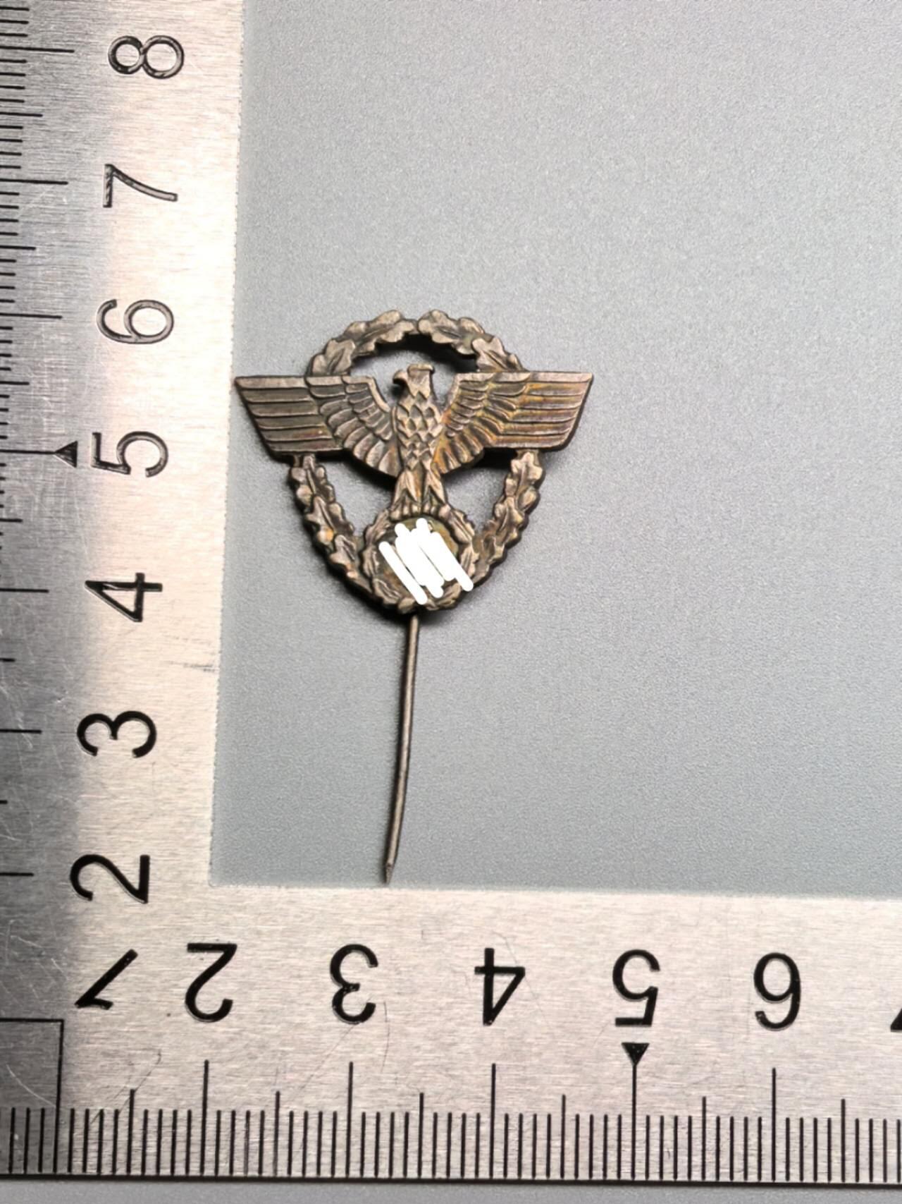 小驴勋章奖章收藏4月11日周六晚六点拍卖（珍爱和平，收藏战争，铭记历史，勿忘国耻，忠党爱国。有偿代拍，送拍规则在简介最后，参拍须阅读规则后再参拍，关系到运费包装发货时效真假辨别等关键信息，拍卖时不再发原图，看大图店主微信码在拍卖店铺介绍里） 现代工艺品 小插针 非原品