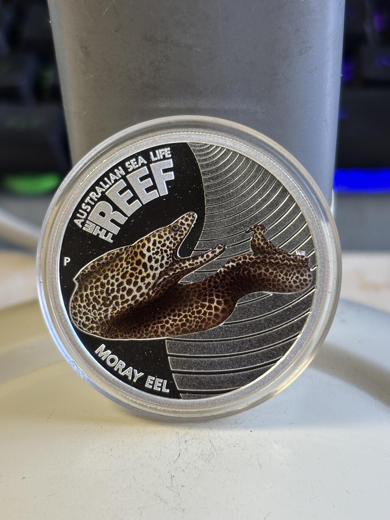 第197期拍卖 澳大利亚2010年海洋动物系列鳗鱼半盎司彩银币，999银，发行10000枚，15.573克