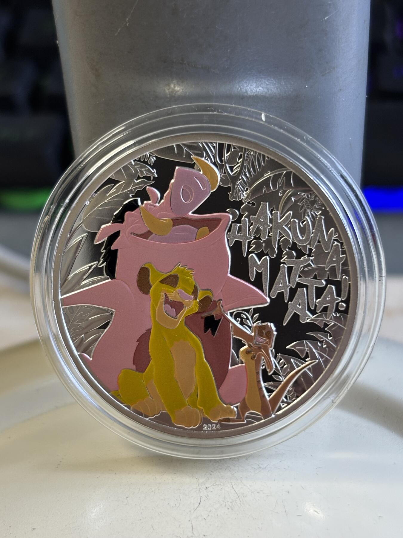 第197期拍卖 法国2024年迪士尼狮子王上映30周年彩色纪念银币，999银，22.2克，发行5000枚