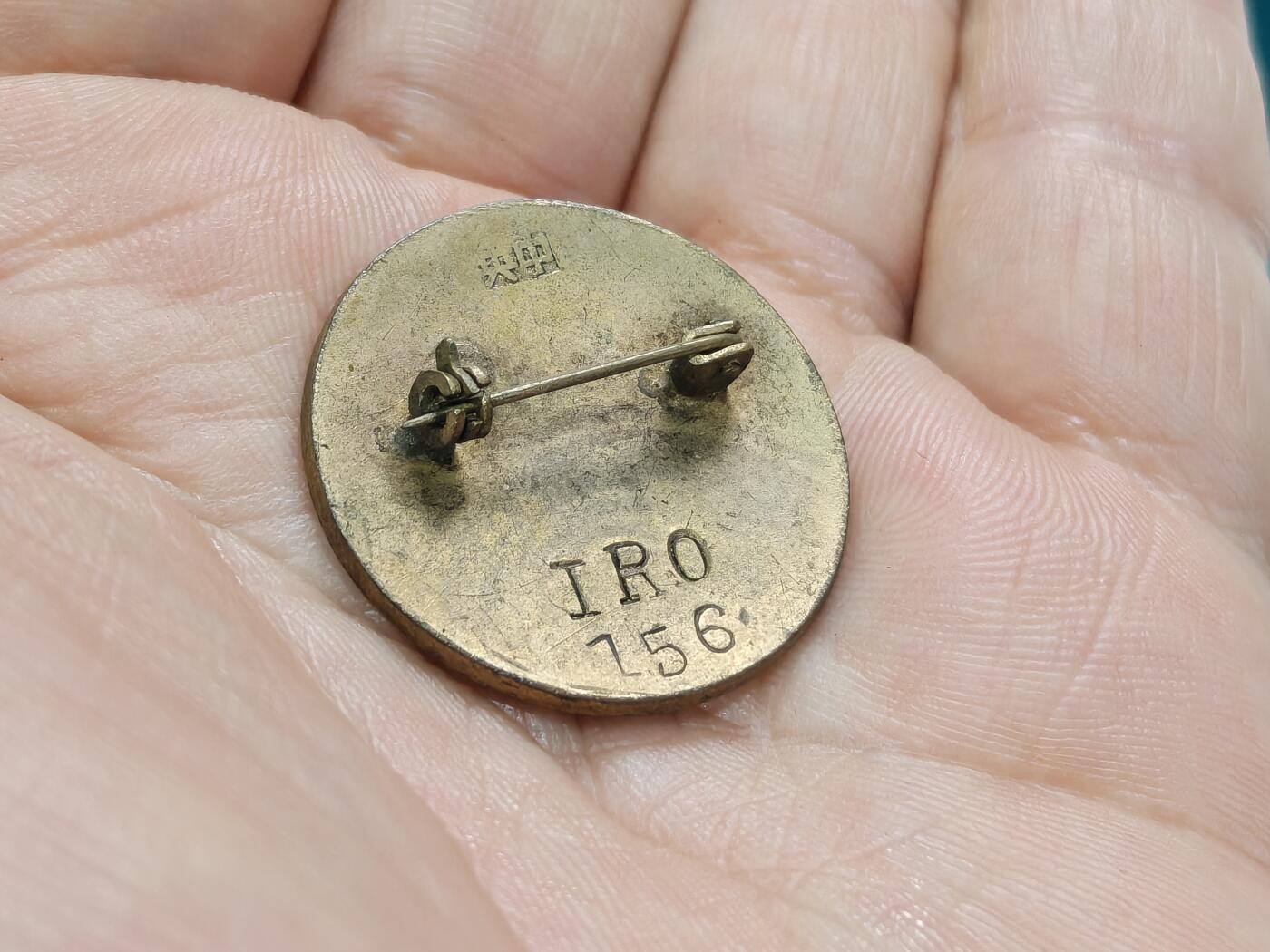 徽章钱币纪念章刺绣杂件专拍 民国时期，联合国徽章