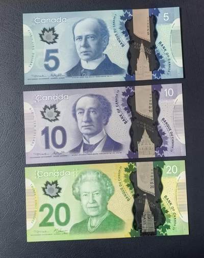 北京马甸外国币专卖第150期，外国纸币专场，陆续上拍，欢迎关注 - 加拿大塑料钞3张全新
