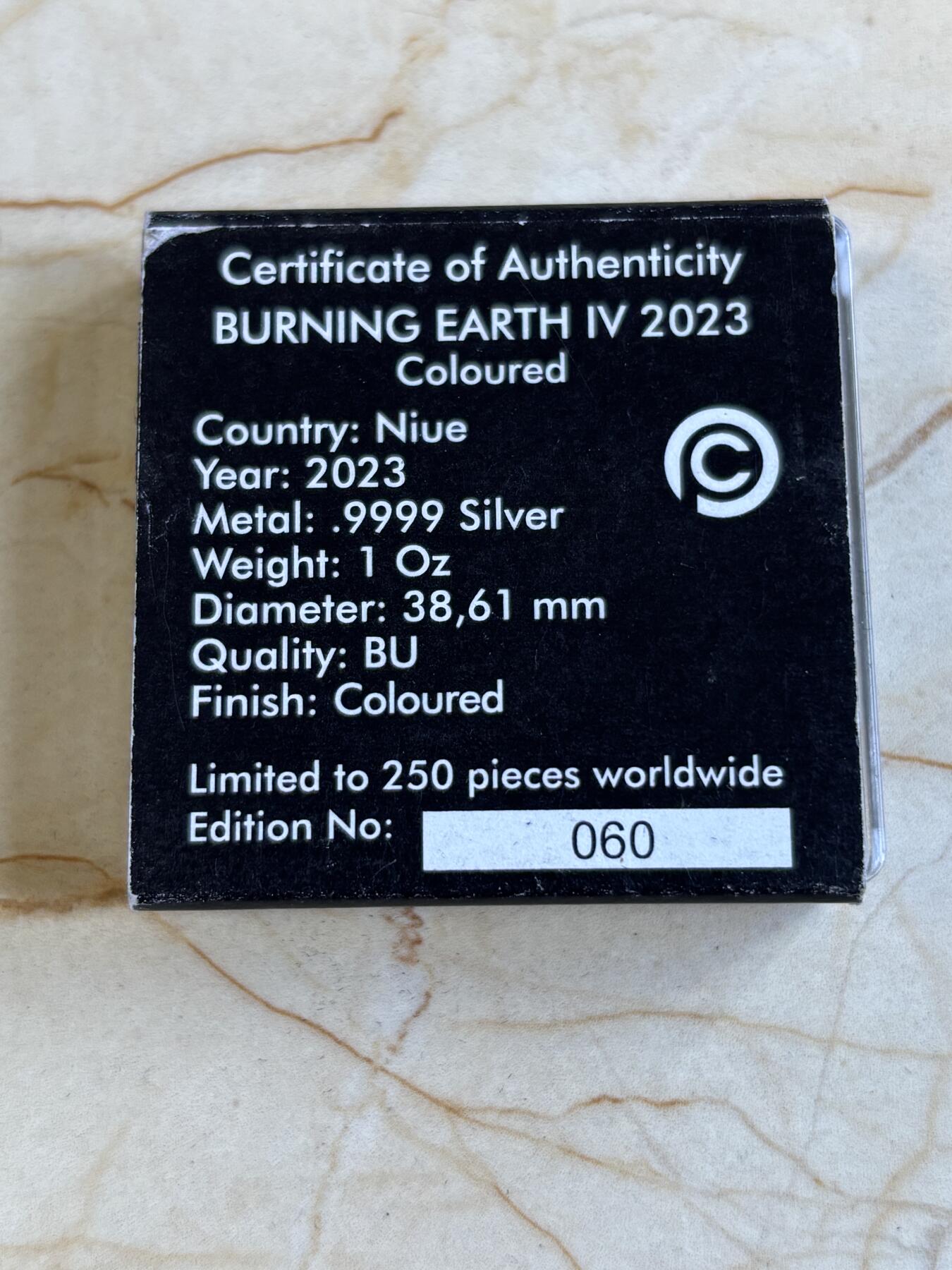 第197期拍卖 纽埃2023年全球变暖燃烧地球系列3彩色1盎司纪念银币，999银，发行100枚银价584