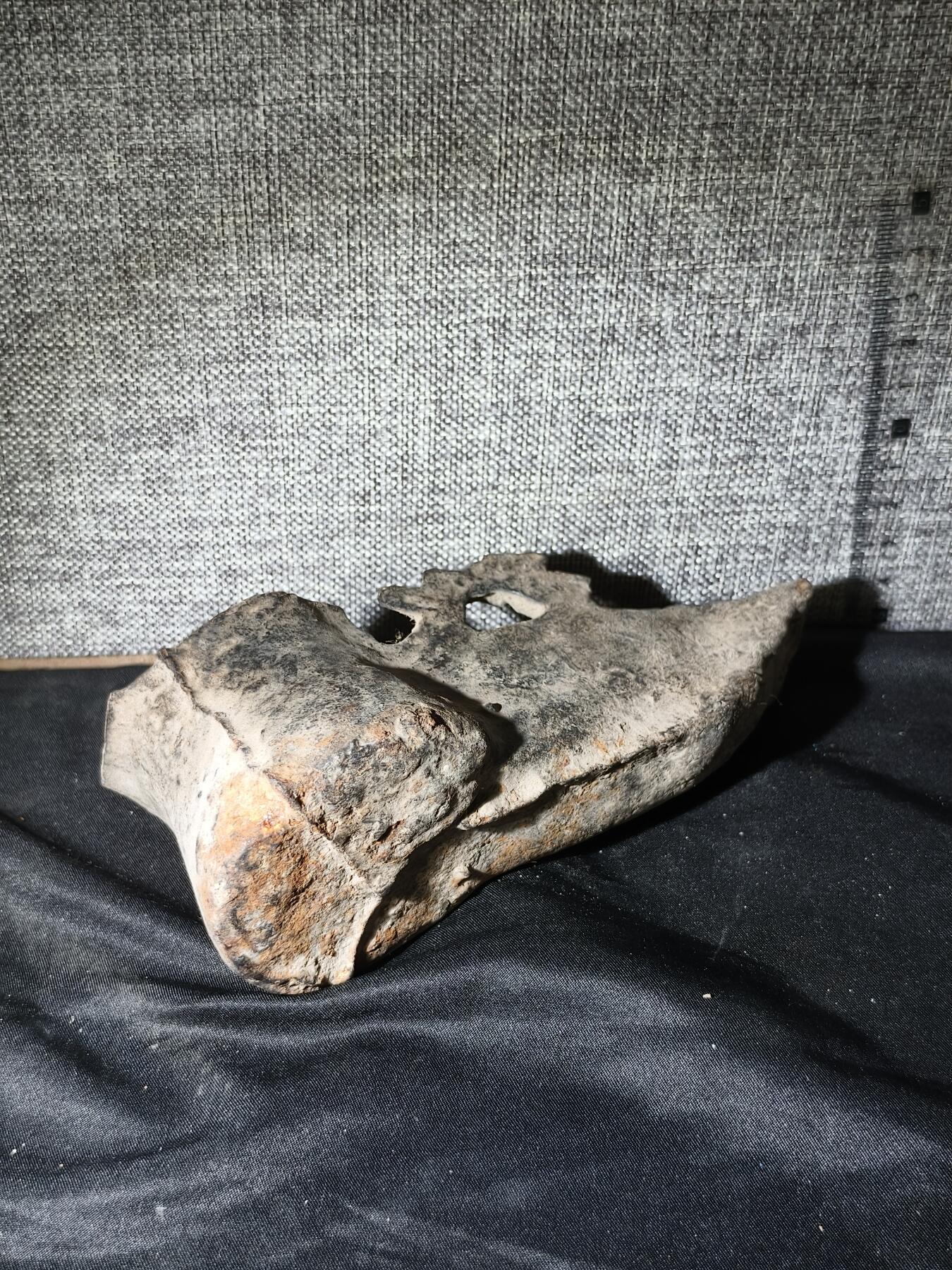 125期新疆红钱粟特钱币丝路钱币专场 新疆清代传世铁油灯