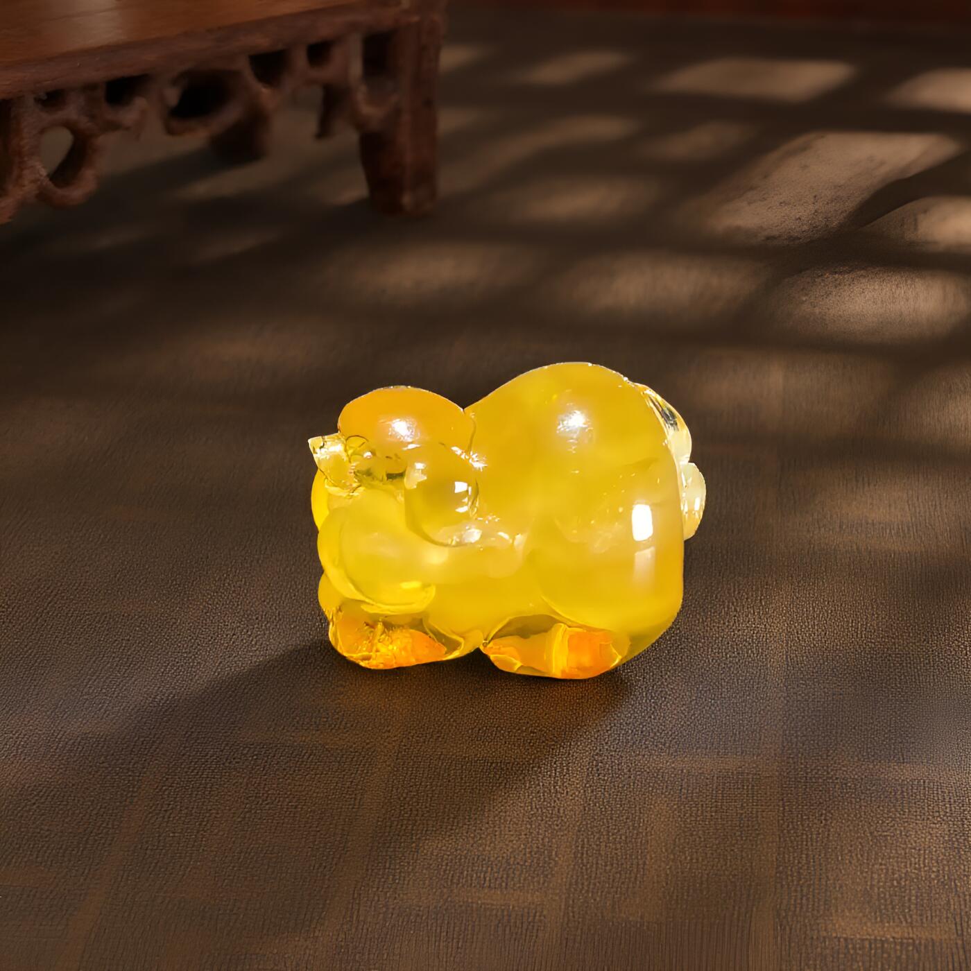 碧月说宝 君子怀瑾·当代和田玉清风专场(八) 福气满满蜜蜡小福猪吊坠