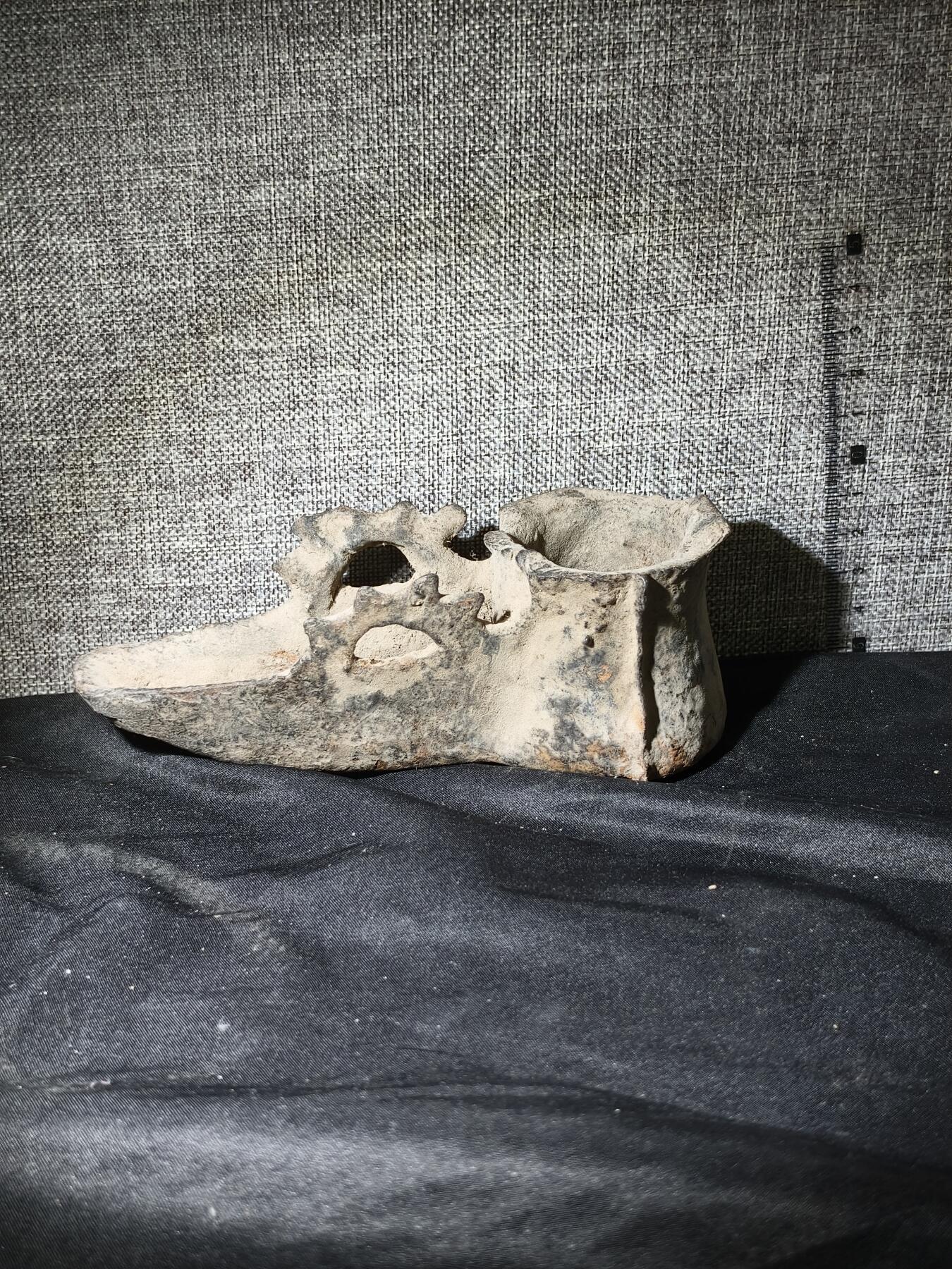 125期新疆红钱粟特钱币丝路钱币专场 新疆清代传世铁油灯