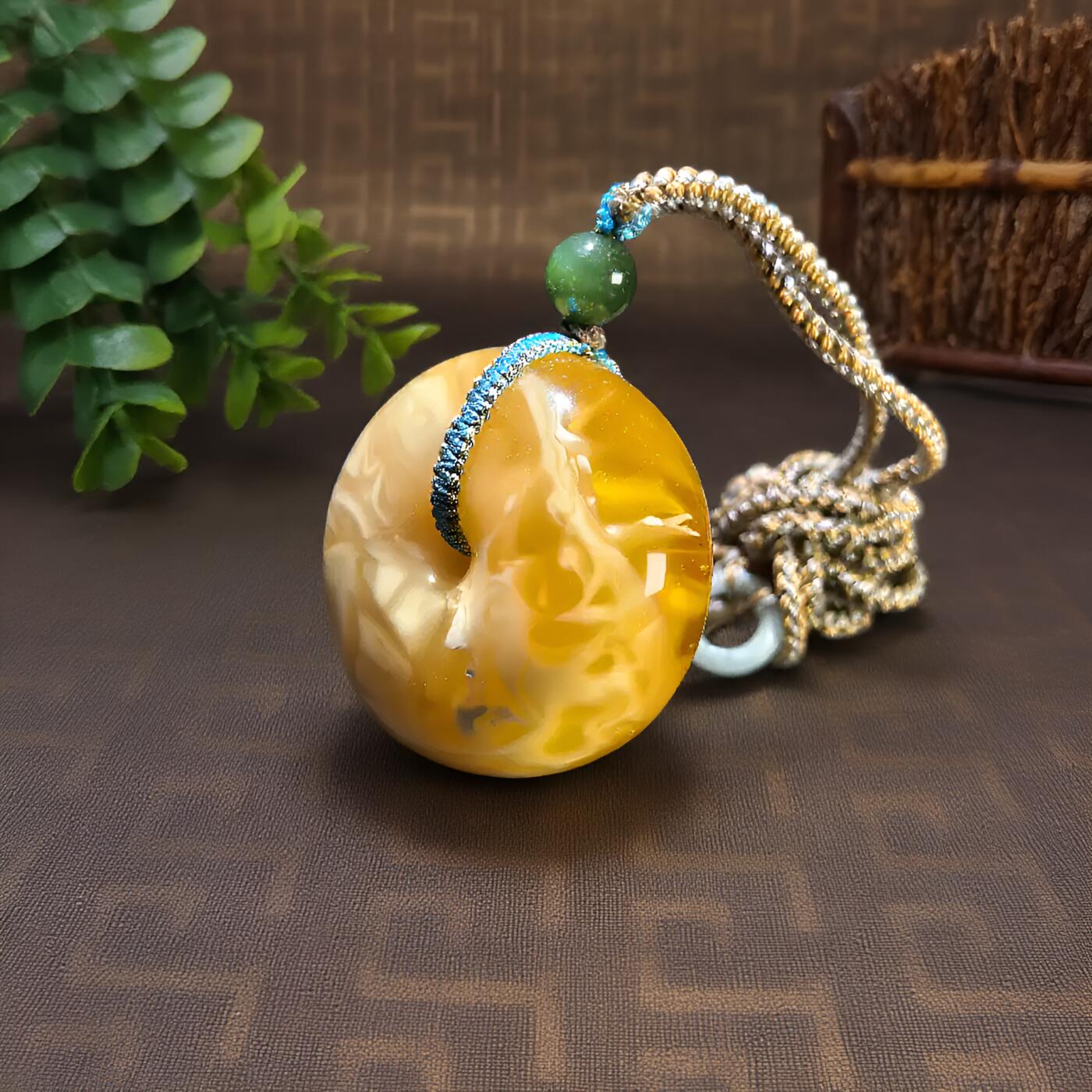 碧月说宝 君子怀瑾·当代和田玉清风专场(八) 俄料 溶洞妖花 平安扣吊坠