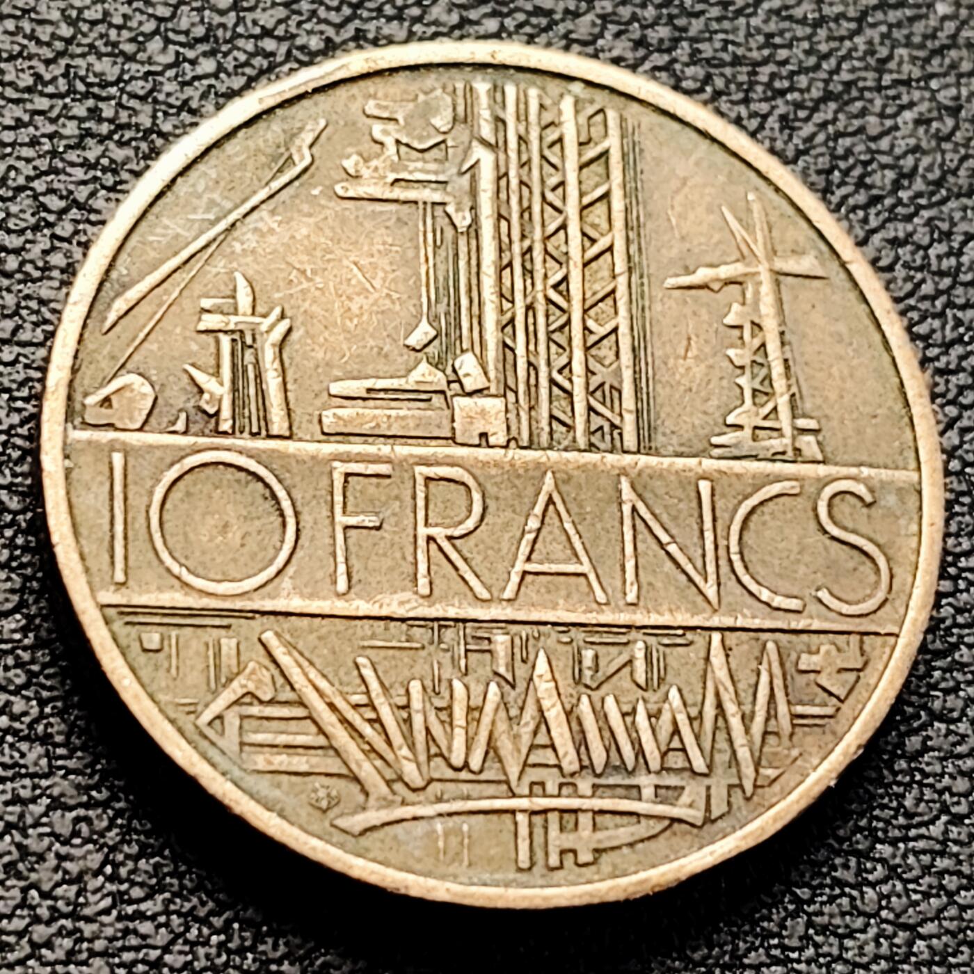 泉币菌-第223场-拍品多 请提前出价(工作原因  发货比较迟缓 已在拍卖规则里面说明 望理解)