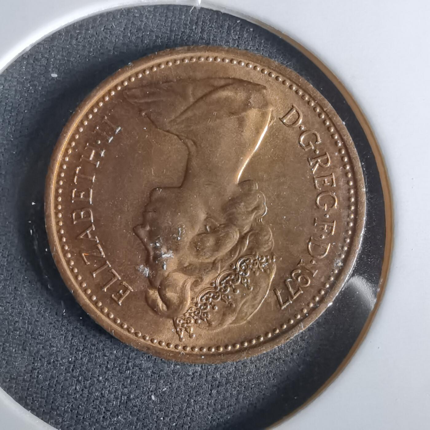 沼泽如烟--第1047场 英国1977年1便士