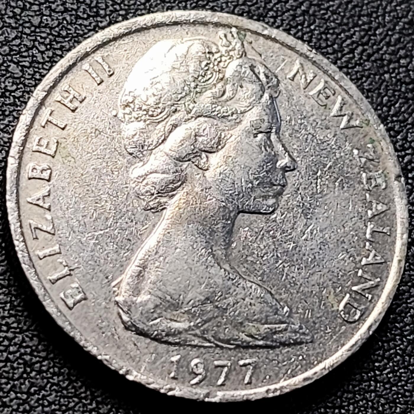 泉币菌-第223场-拍品多 请提前出价(工作原因  发货比较迟缓 已在拍卖规则里面说明 望理解)