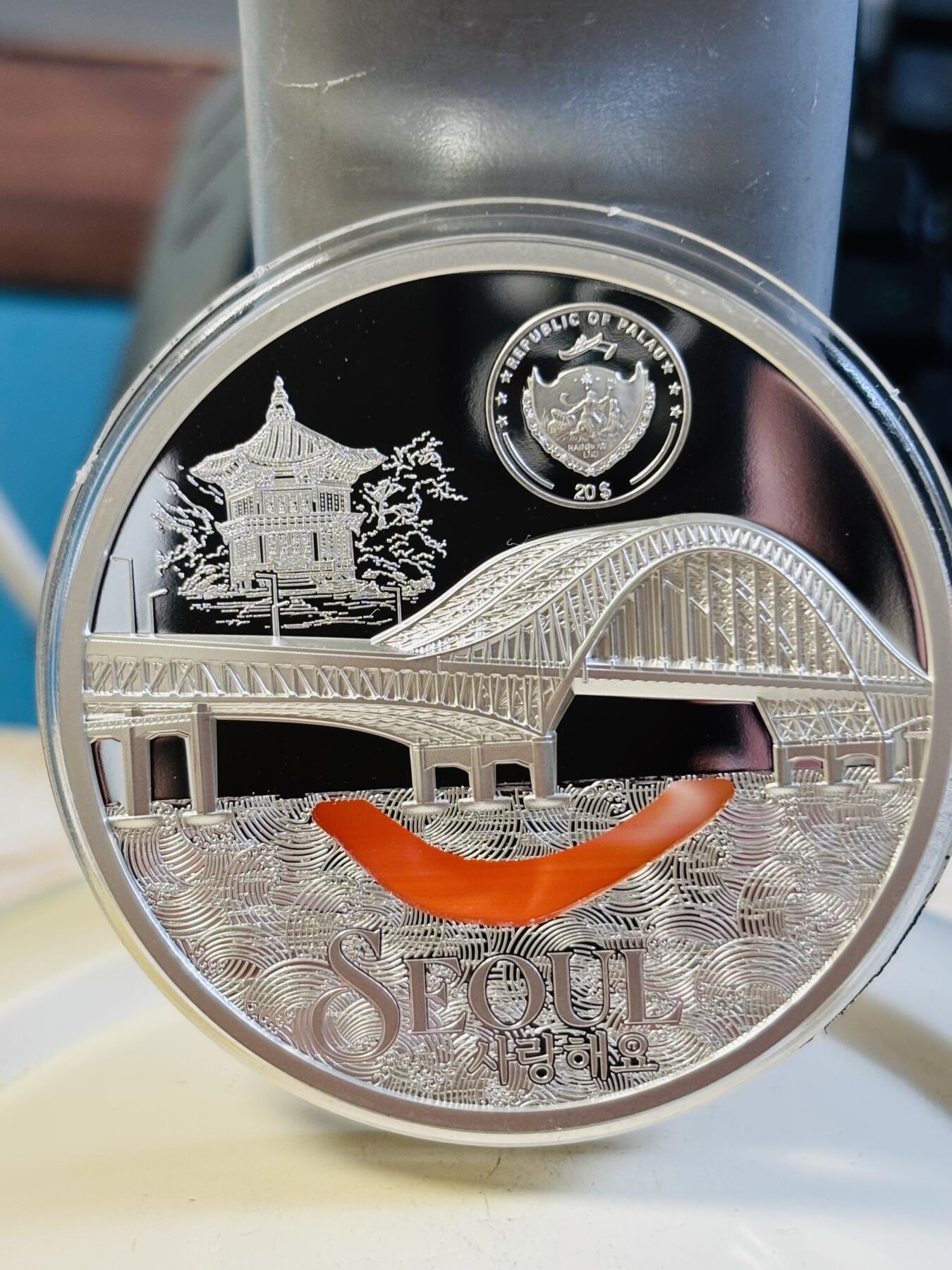 帕劳2024年蒂凡尼大都会4首尔高浮雕3盎司银币，999银，发行999枚