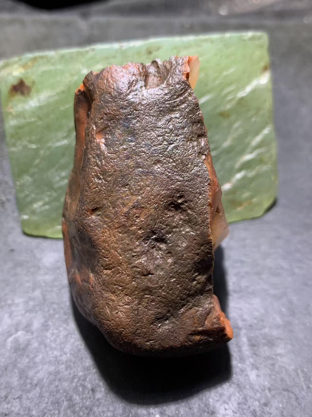 精美川料铁红皮开窗料荔枝冻心南红玛瑙原石一颗，