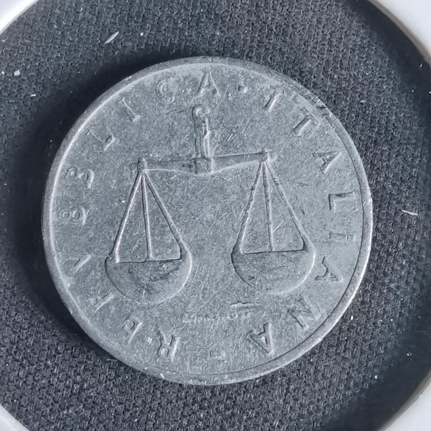 沼泽如烟--第1047场 意大利1955年1里拉