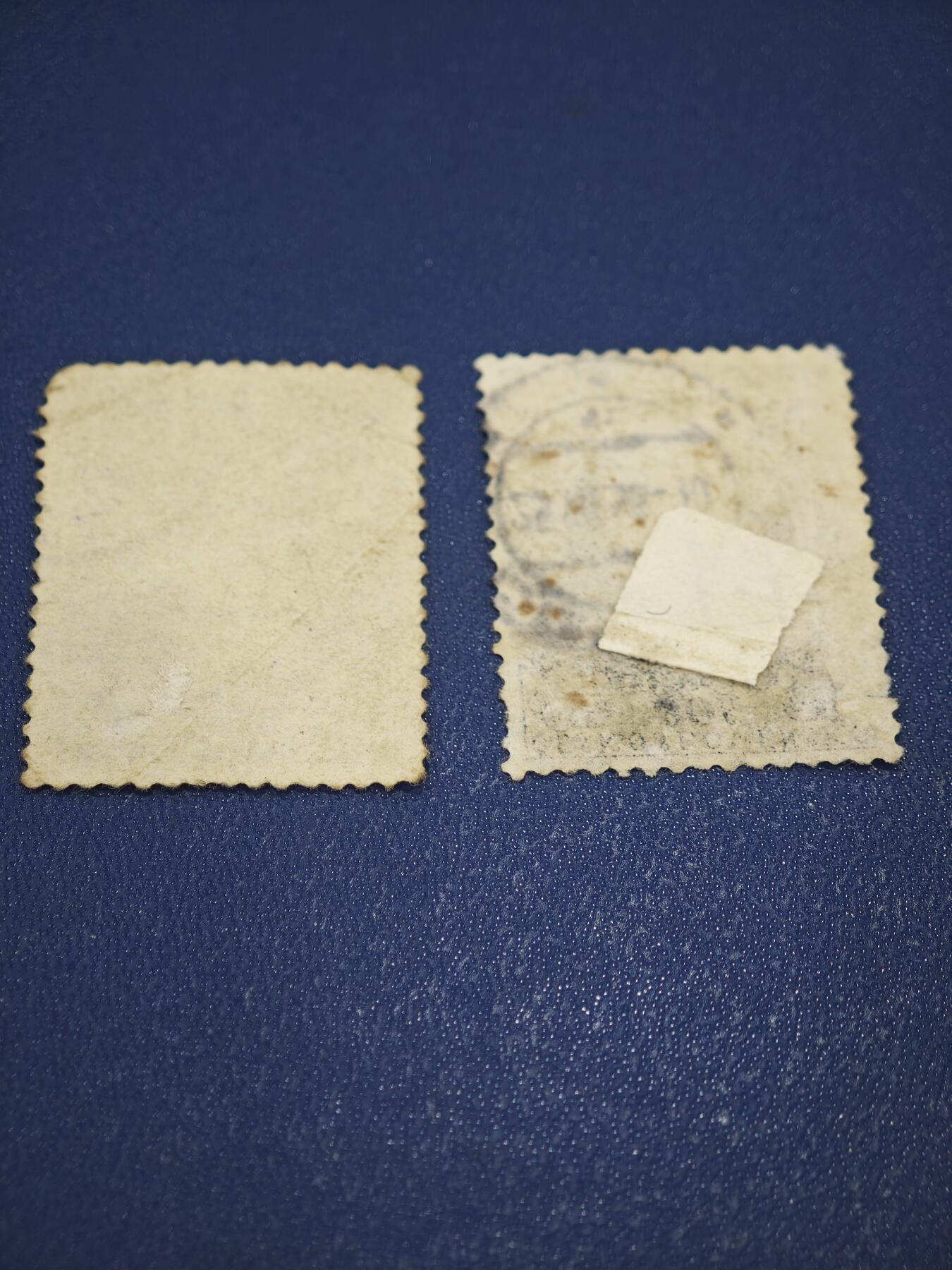 橙子收藏第八期(社会主义国家邮票专场) 两枚邮票均出自捷克斯洛伐克（Československo） 于1956年发行的著名人物与文化名人系列邮票，采用经典的雕刻版工艺，极具时代特征。  一、帕维尔·约瑟夫·沙法里克纪念邮票二、莫扎特诞辰200周年纪念邮票