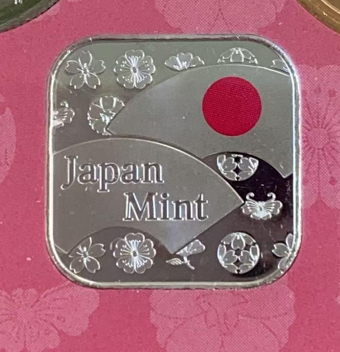 日日生财—方圆世界（全场包邮）第三场 日本2025蛇年纪念币套装 含有约4.4克的银章