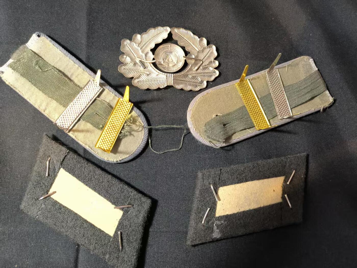 云宸嘉赏-勋臻佳藏四月精品甄选场次（低佣 一元一手） 民主德国人民军配饰套装