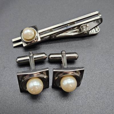 0元起拍勋章 第345期 咸鱼国勋章拍卖专场 4月12日（周日）下午6：00开始 - 日本中古领带夹袖扣一套