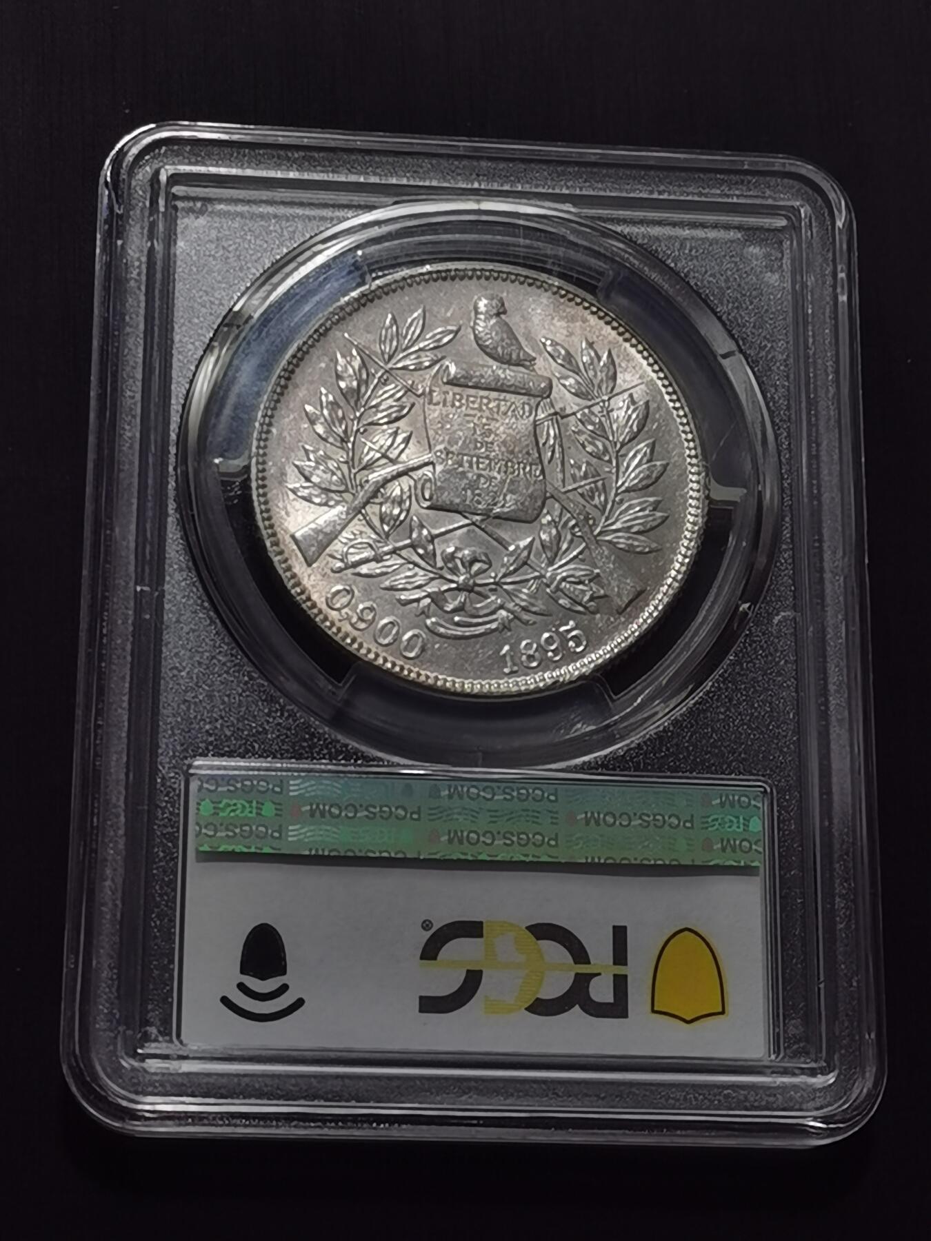 天下钱庄专场欢迎参拍 PCGS MS62危地马拉一比索银币