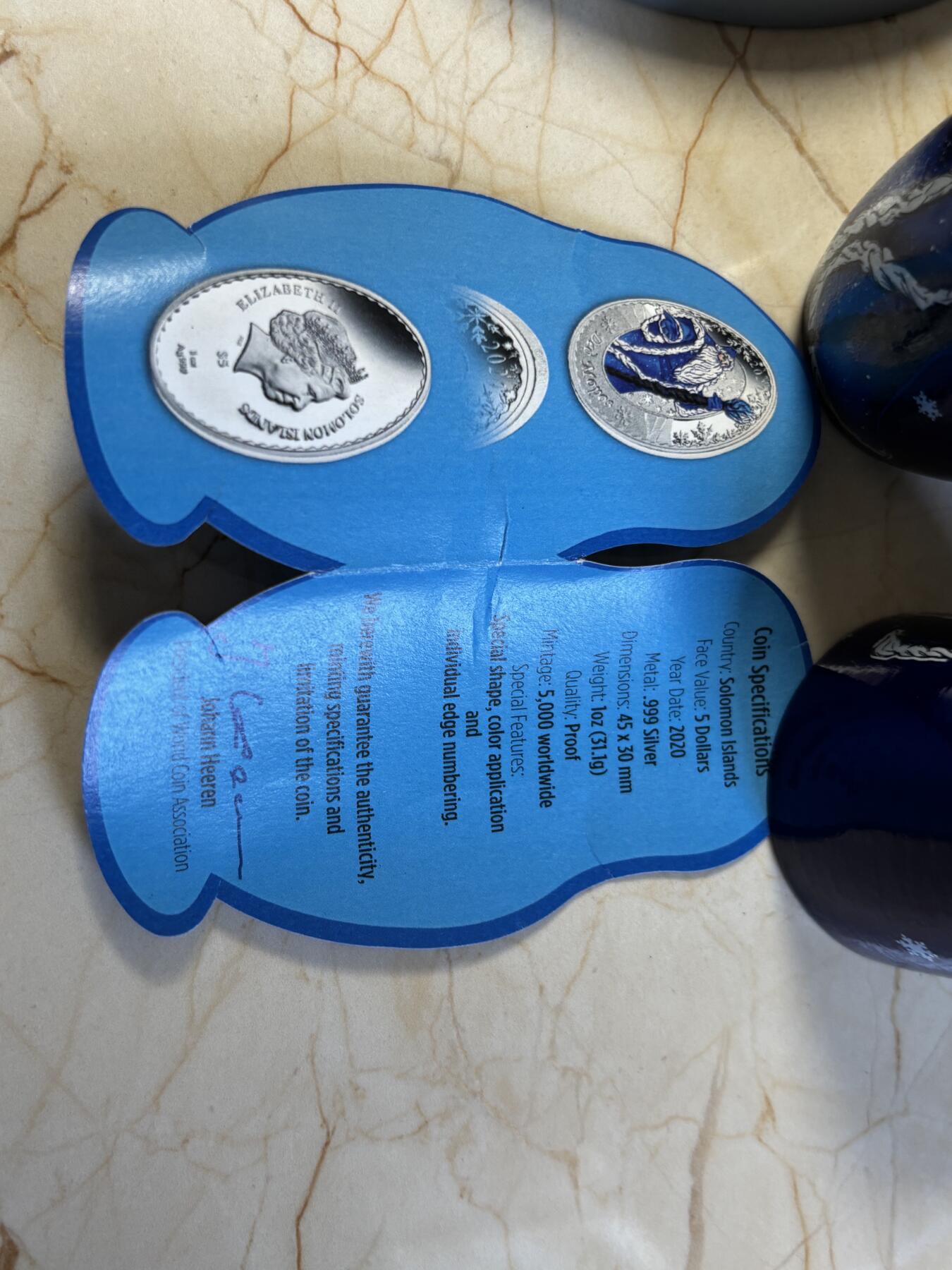 第197期拍卖 所罗门2020年俄罗斯套娃圣诞老人椭圆彩色纪念银币，999银，发行5000枚