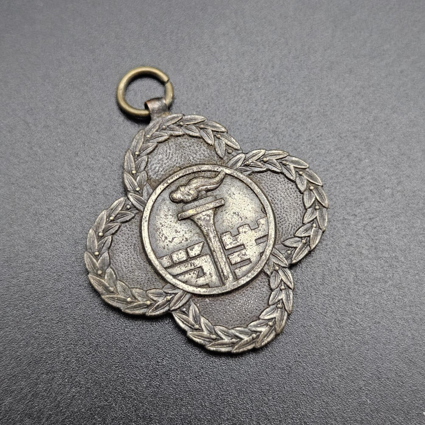 0元起拍勋章 第345期 咸鱼国勋章拍卖专场 4月12日（周日）下午6：00开始