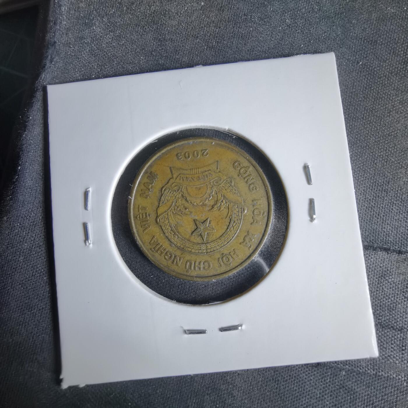 沼泽如烟--第1047场 越南2003年2000盾