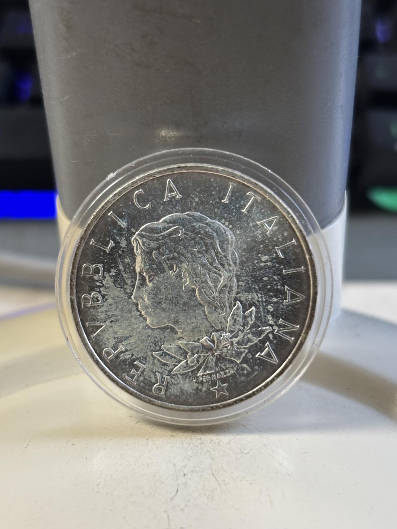 第197期拍卖 意大利1990年欧洲轮值主席国精制纪念银币原包装，835银，11克