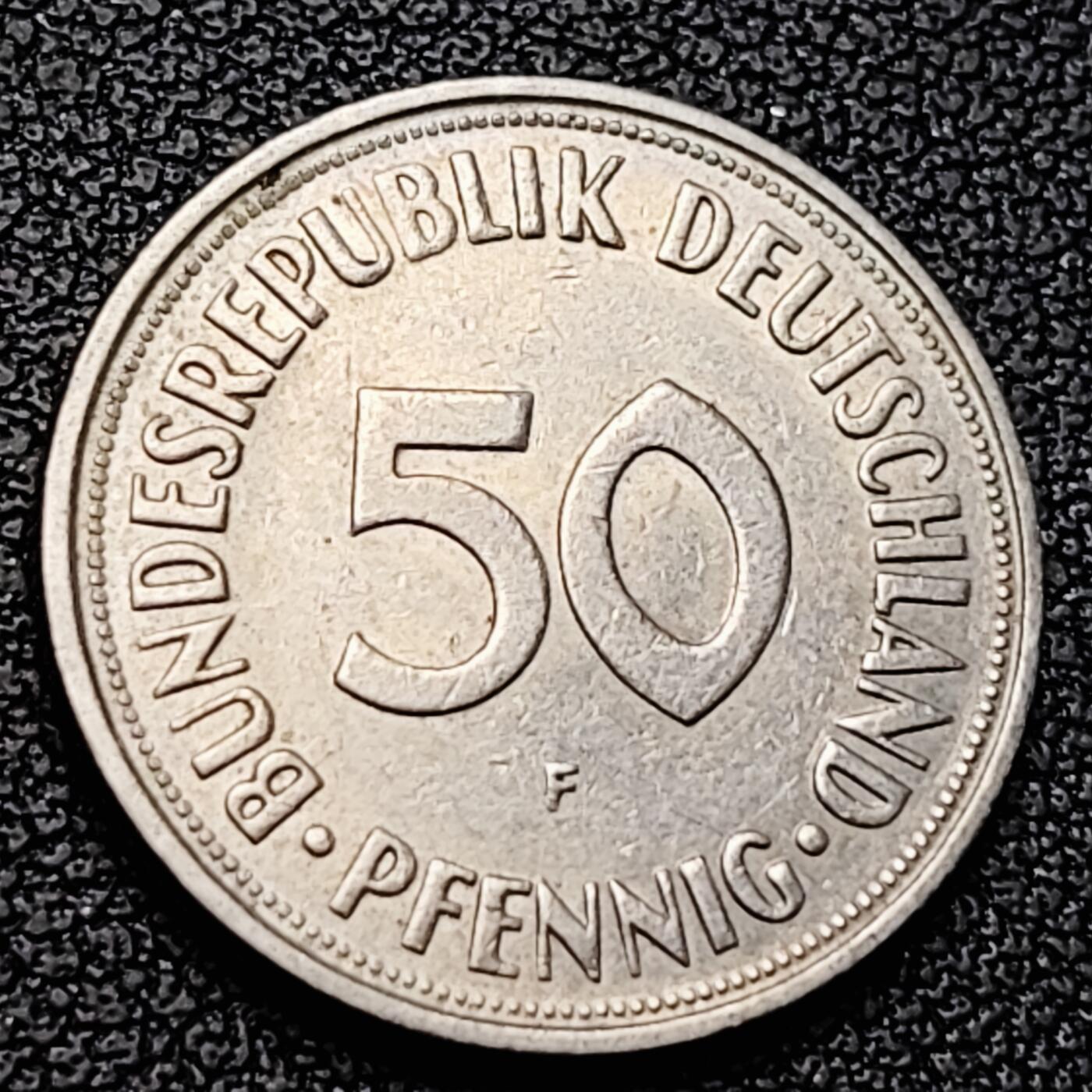 泉币菌-第223场-拍品多 请提前出价(工作原因  发货比较迟缓 已在拍卖规则里面说明 望理解)