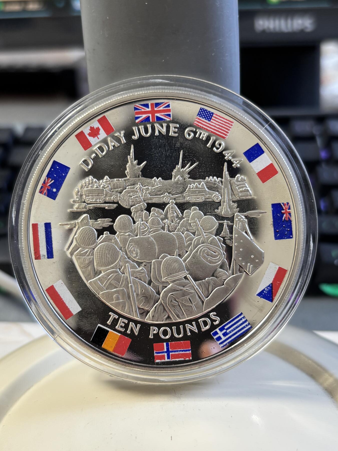 第197期拍卖 直布罗陀2004年诺曼底登陆60周年彩色5盎司银币，925银，发行950枚，有瑕疵