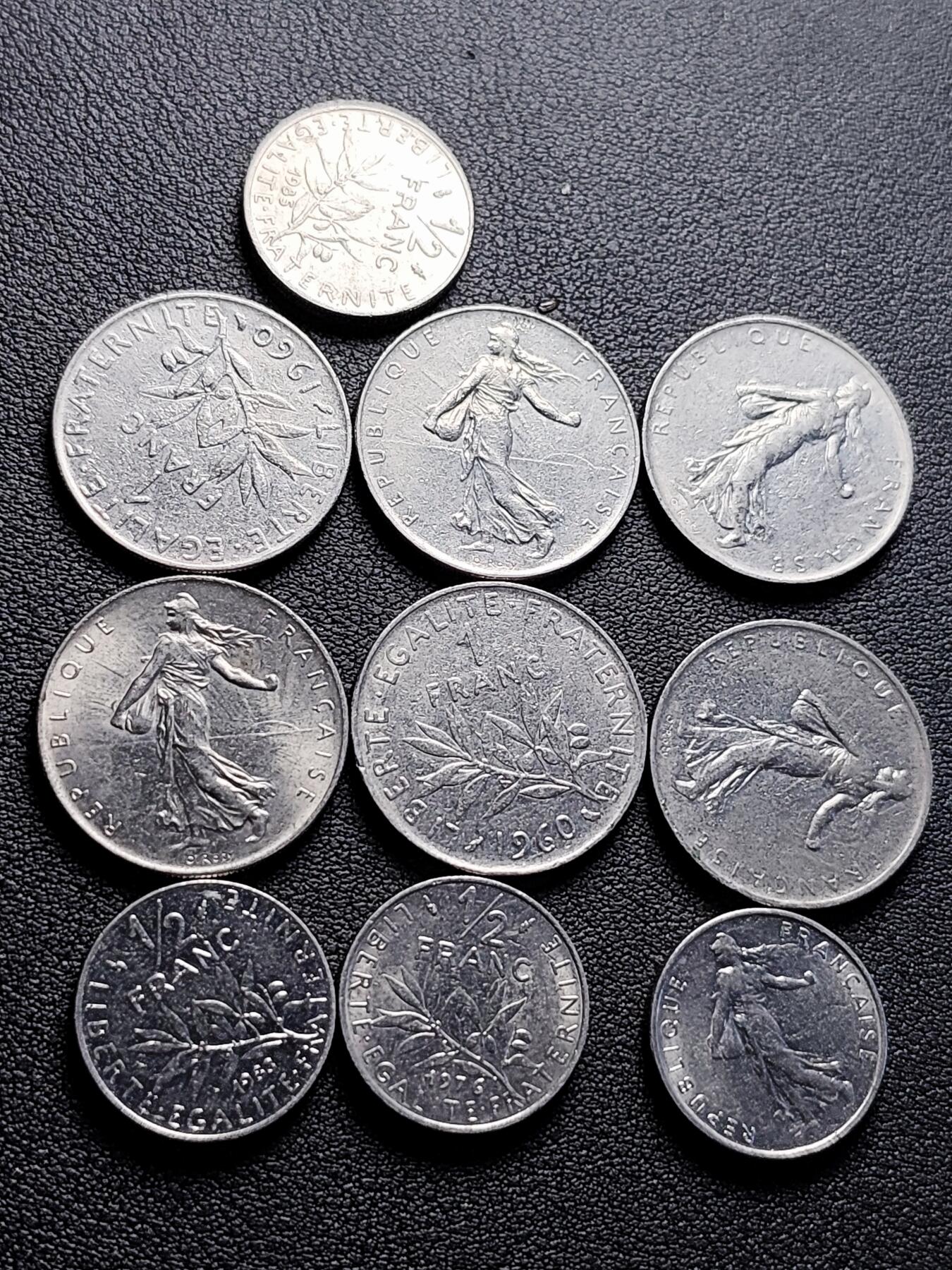 泉币菌-第223场-拍品多 请提前出价(工作原因  发货比较迟缓 已在拍卖规则里面说明 望理解)