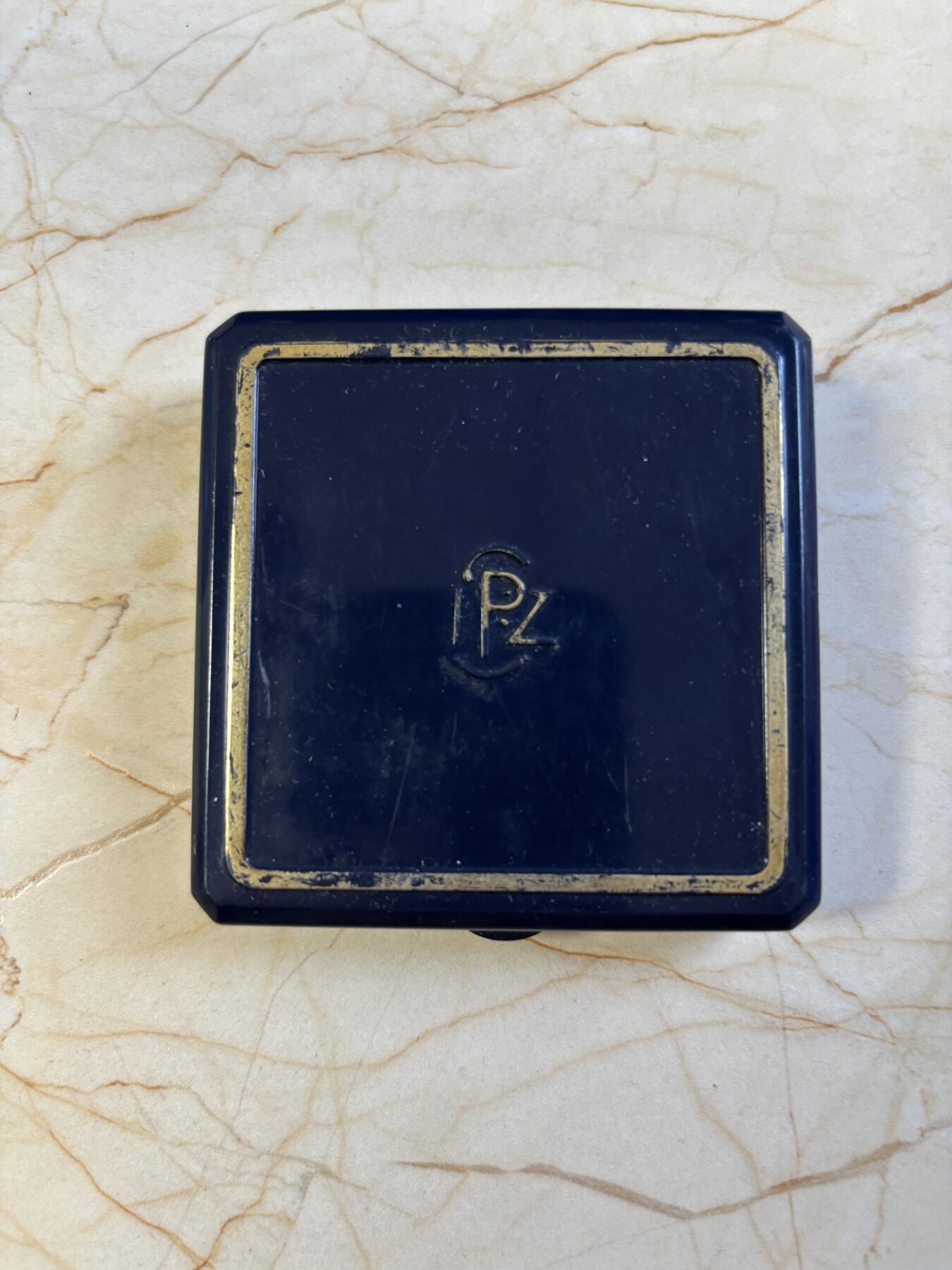 第197期拍卖 意大利1990年欧洲轮值主席国精制纪念银币原包装，835银，11克