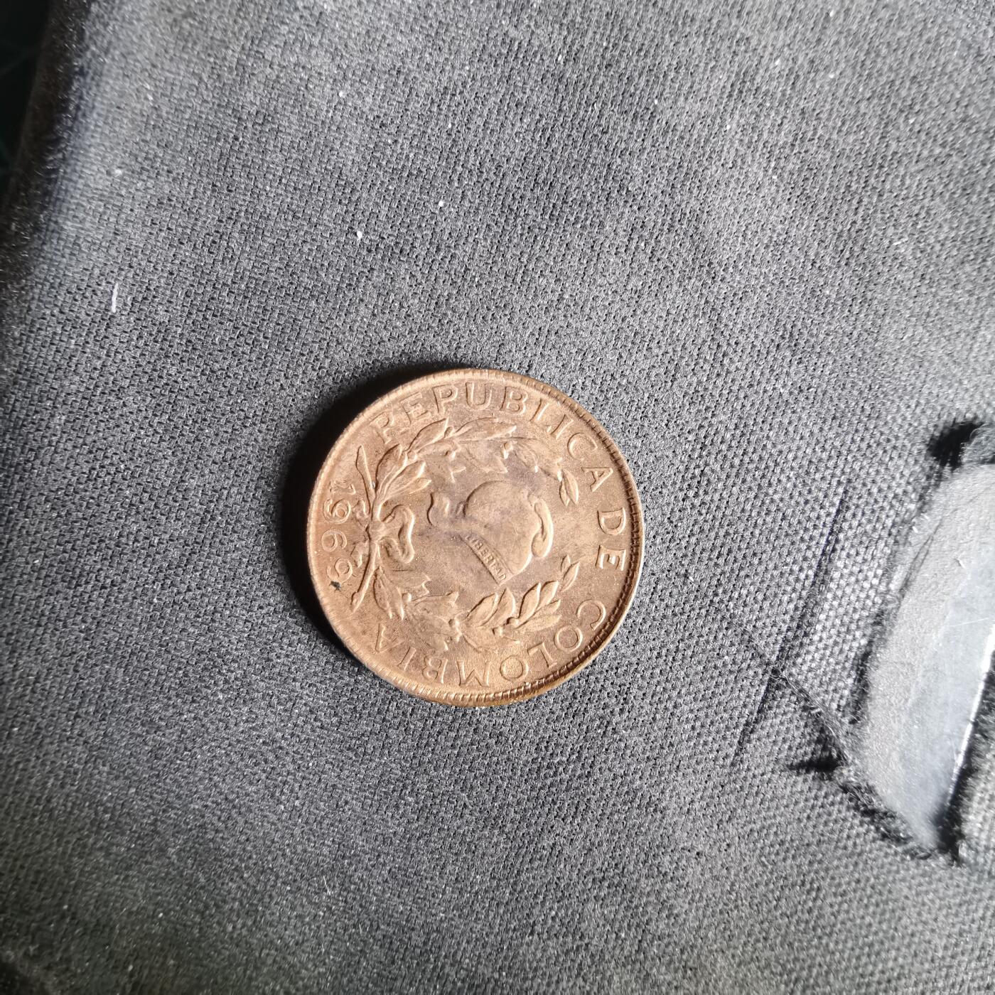 沼泽如烟--第1047场 哥伦比亚1969年一分