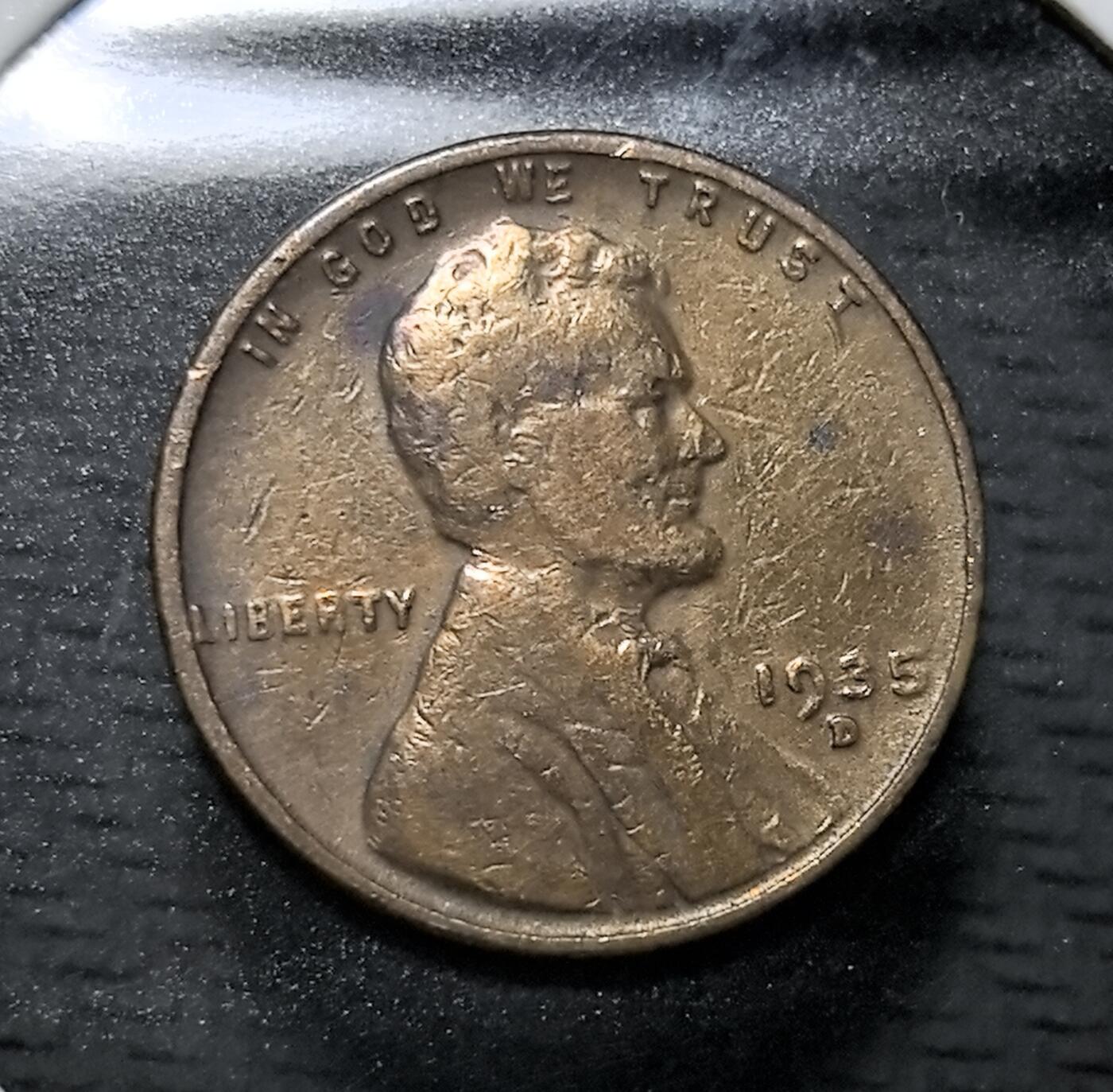 外国优质老铜币纪念币银币专场，周六晚上九点倒数截拍，满百包邮，周日发货,可寄存半年，喜欢朋友微信扫描二维码可直接参拍