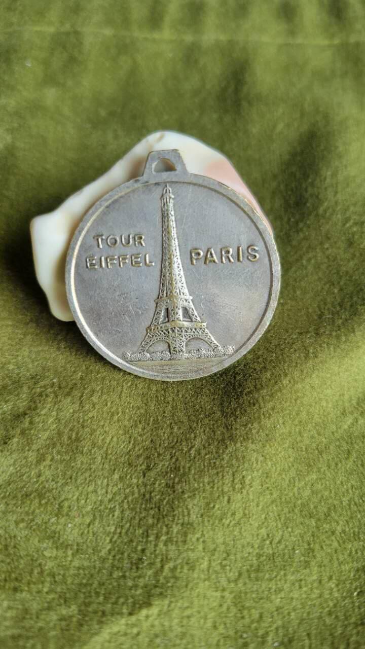 嘉宝良覃世界勋赏第26期拍卖 法国地标建筑纪念章