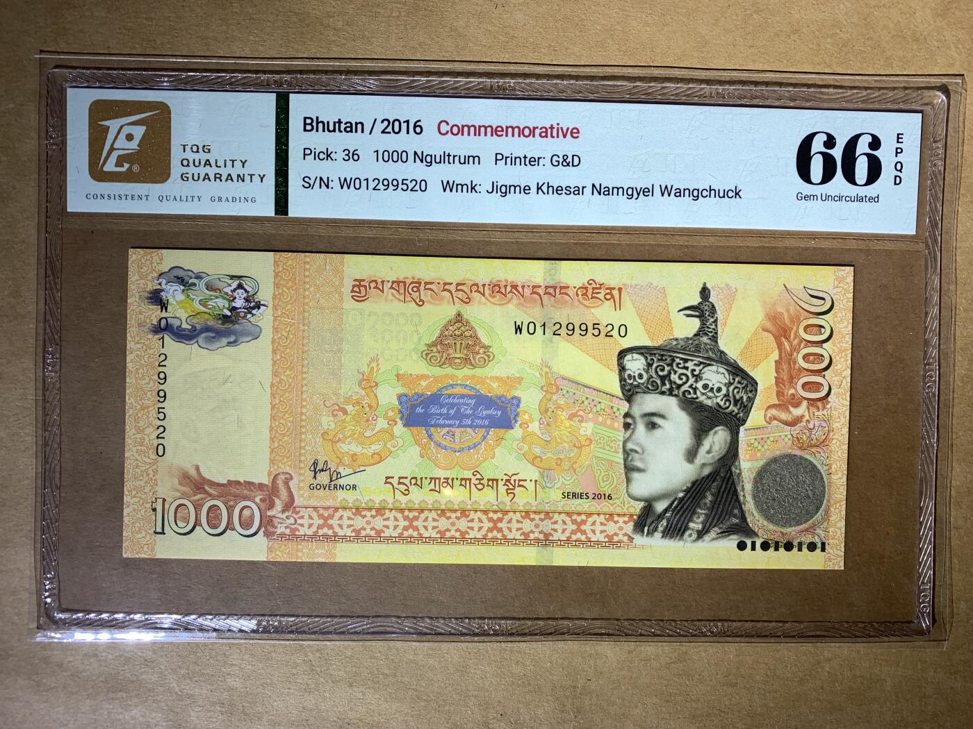 【礼羽收藏】🌏世界钱币拍卖第132期 【W01299520】2016年不丹1000努尔特鲁姆纪念钞，W冠，无347尾520 爱情钻石号，TQG66 EPQ 高分评级