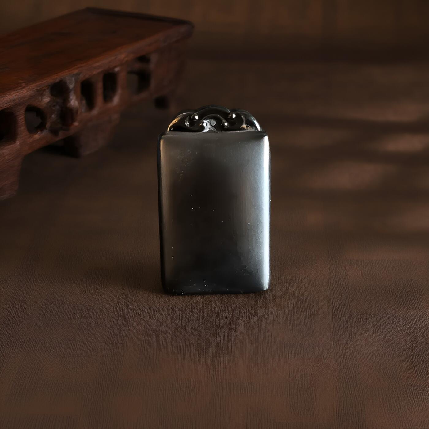 碧月说宝 君子怀瑾·当代和田玉清风专场(八) 和田玉黑青鸡生肖牌