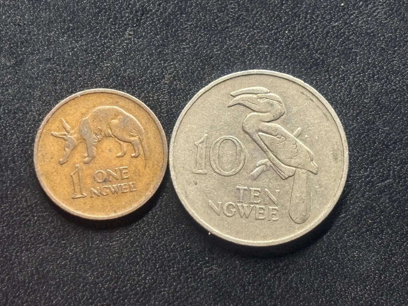 邮泉阁外国硬币限时拍卖第四十五场 （邮票在国外，请付邮费6元） 赞比亚2枚