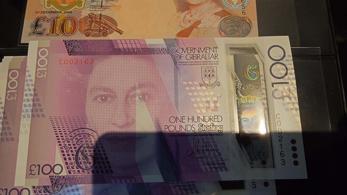 世界钱币～微拍第245期暨2026年第26期  新货卖剩品种部分上架提供选购 2015年直布罗陀100镑塑料纪念钞 全新绝品无47尾号2163