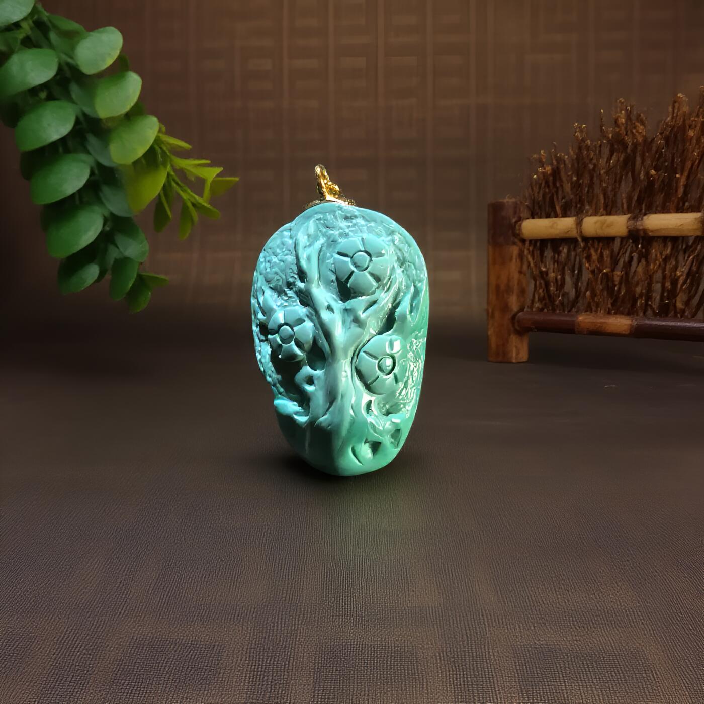 碧月说宝 君子怀瑾·当代和田玉清风专场(八) 精工雕刻18K金国风花旦松石吊坠