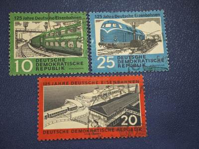 橙子收藏第八期(社会主义国家邮票专场) - 东德1960年 德国铁路125周年纪念邮票    这3枚邮票是德意志民主共和国（东德）于1960年发行的纪念邮票，主题为德国铁路诞生125周年（1835-1960），展现了德国铁路从蒸汽时代到社会主义现代化的发展历程。