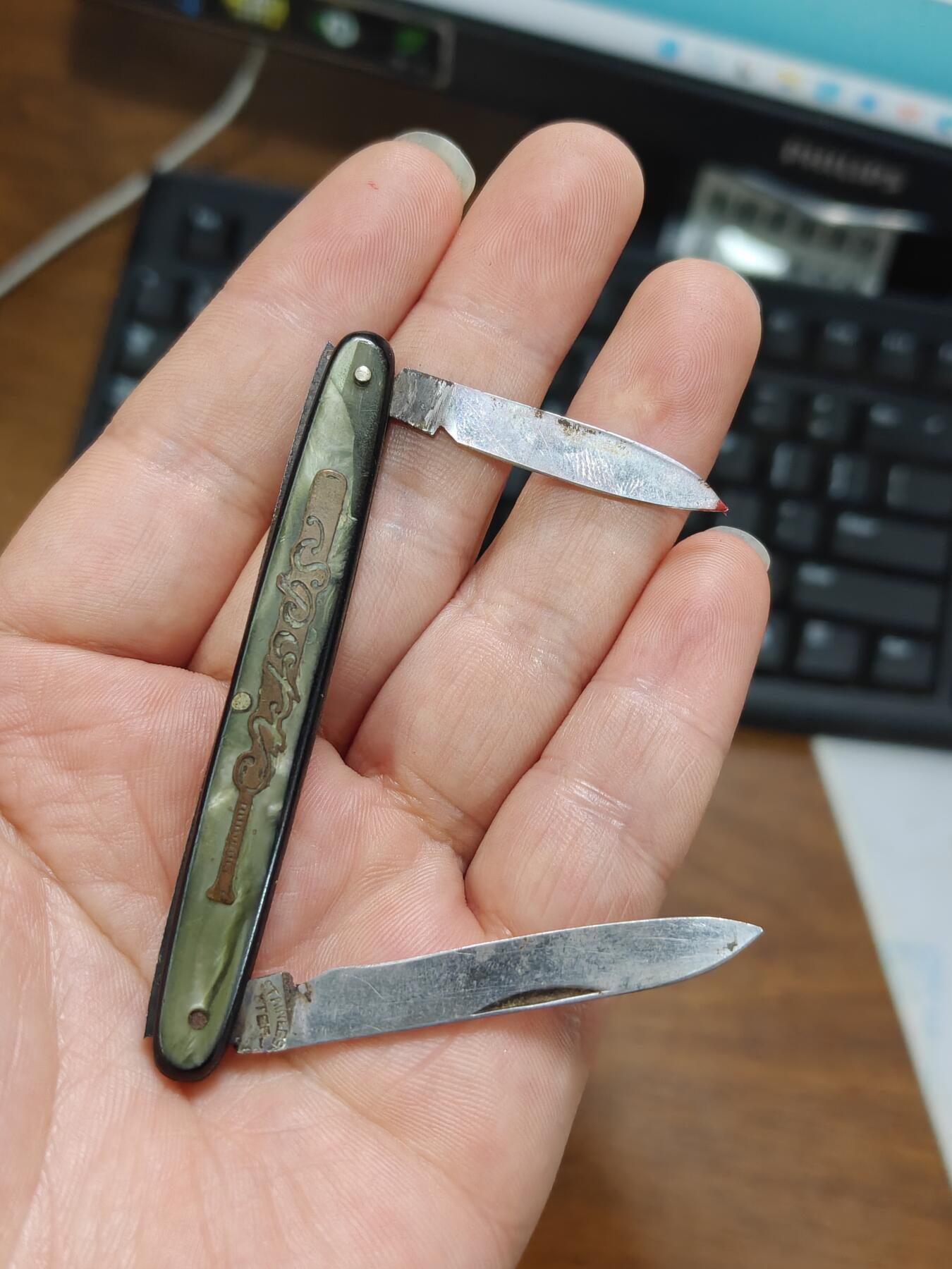 徽章钱币纪念章刺绣杂件专拍 民国亚洲银行赠小刀