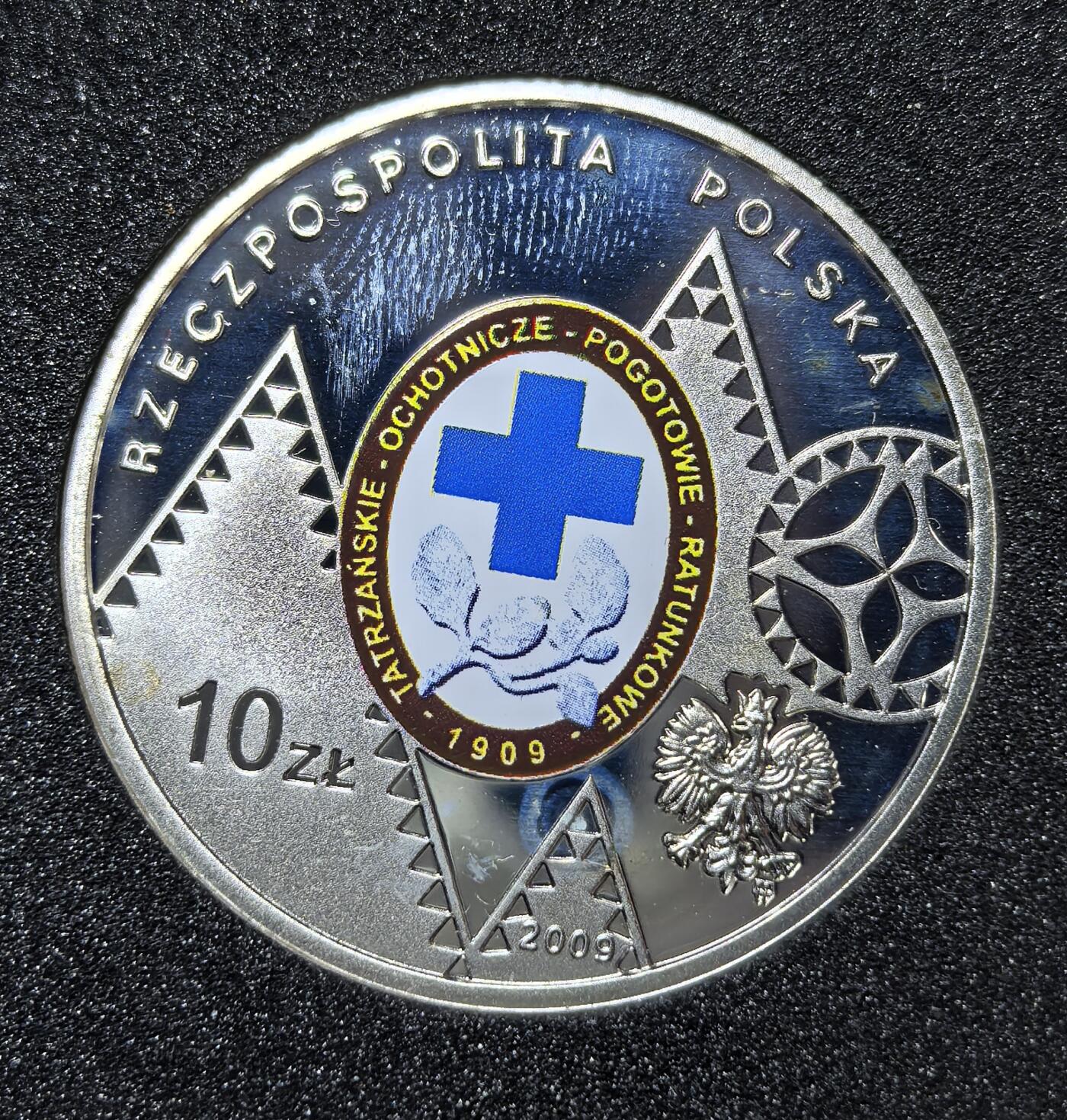 外国优质老铜币纪念币银币专场，周六晚上九点倒数截拍，满百包邮，周日发货,可寄存半年，喜欢朋友微信扫描二维码可直接参拍