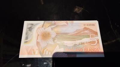 世界钱币～微拍第245期暨2026年第26期  新货卖剩品种部分上架提供选购 - 2025年福克兰群岛5镑 全新绝品无47倒置号 尾号098