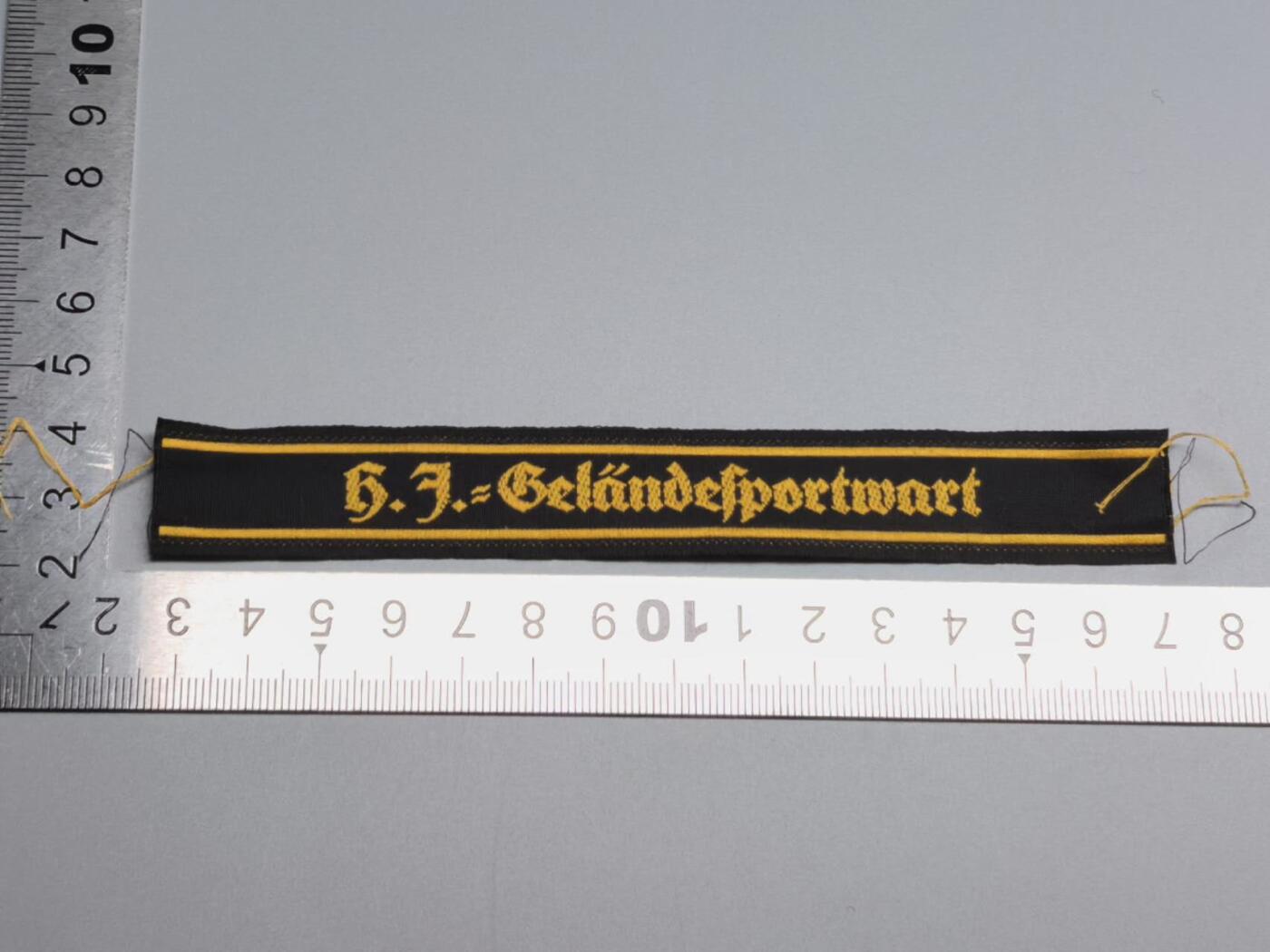 小驴勋章奖章收藏4月11日周六晚六点拍卖（珍爱和平，收藏战争，铭记历史，勿忘国耻，忠党爱国。有偿代拍，送拍规则在简介最后，参拍须阅读规则后再参拍，关系到运费包装发货时效真假辨别等关键信息，拍卖时不再发原图，看大图店主微信码在拍卖店铺介绍里）