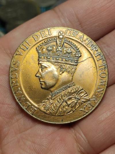 2026年第四十三场(总第二百一十二场）外国好品散币场(免佣金) - 英国🇬🇧1937年纪念章(爱德华八世登基纪念章，青铜镀金材质，直径35mm，重18克)