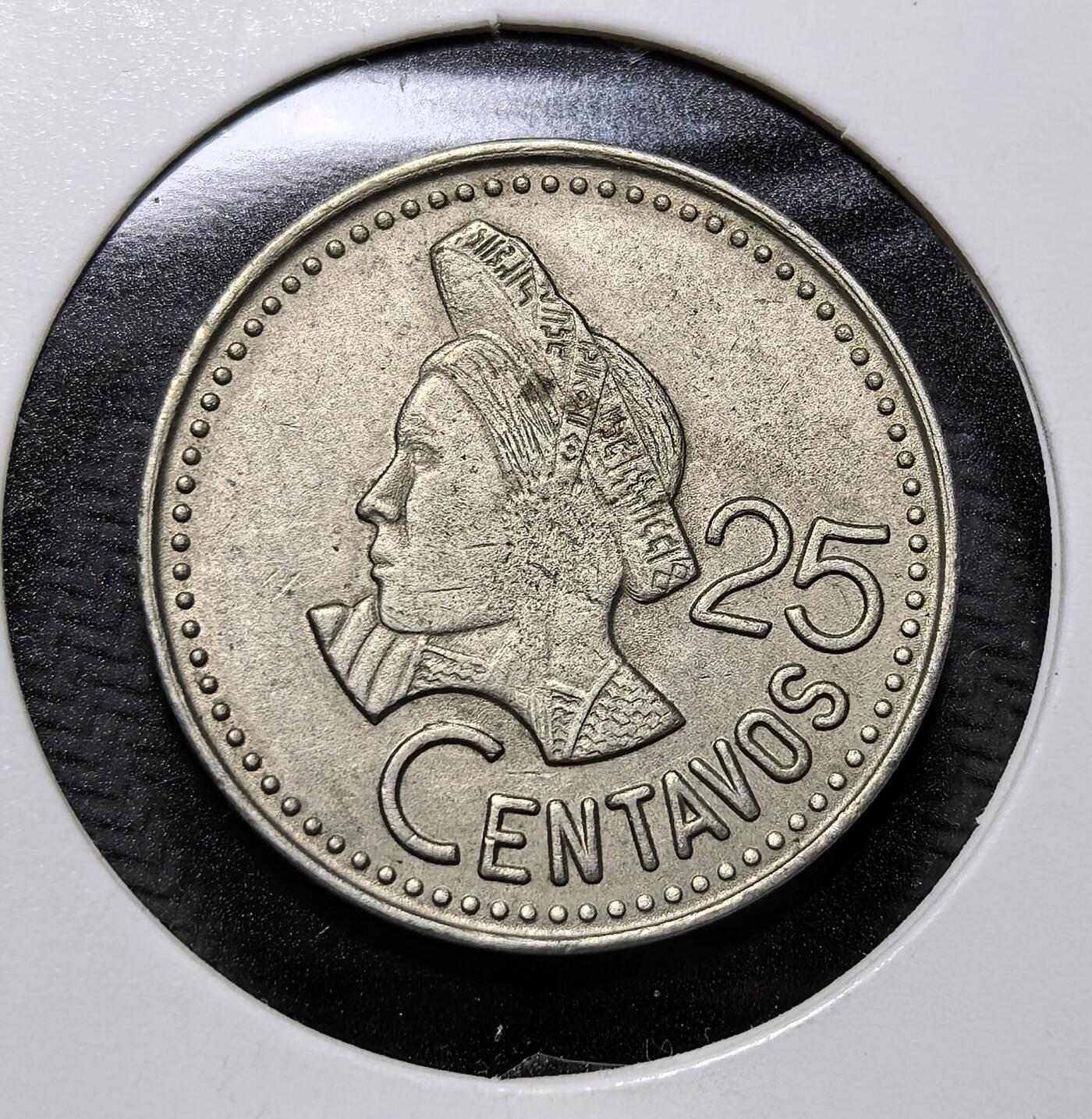 外国优质老铜币纪念币银币专场，周六晚上九点倒数截拍，满百包邮，周日发货,可寄存半年，喜欢朋友微信扫描二维码可直接参拍 危地马拉玛雅女神25 分，正面为玛雅女性形象，彰显本土印第安文化，背面是危地马拉国徽与格查尔鸟，见证中美洲国家历史与文化传承。