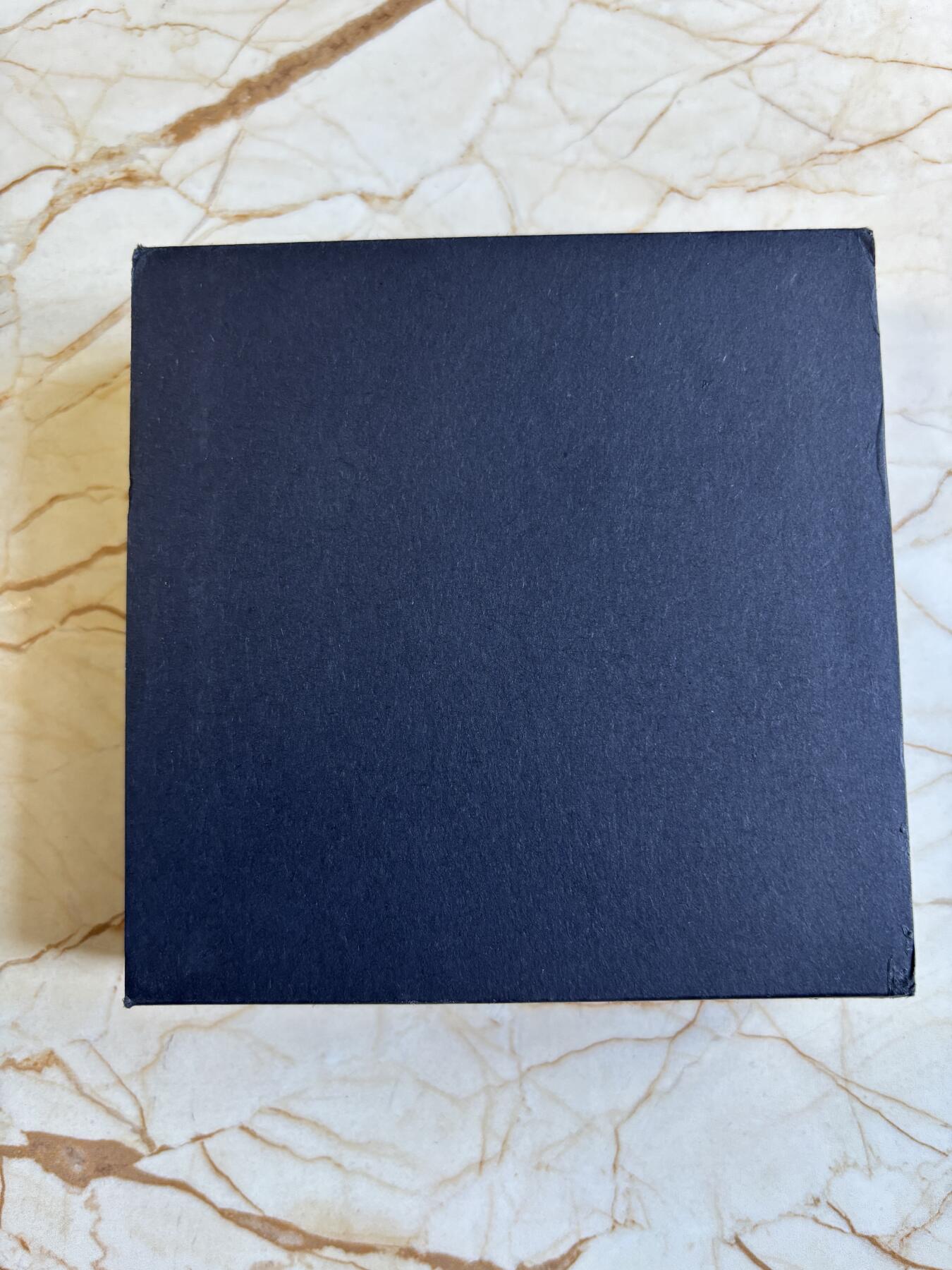 第197期拍卖 库克2023年自然平衡系列黑白天鹅2盎司异形银币，999银，发行2500枚